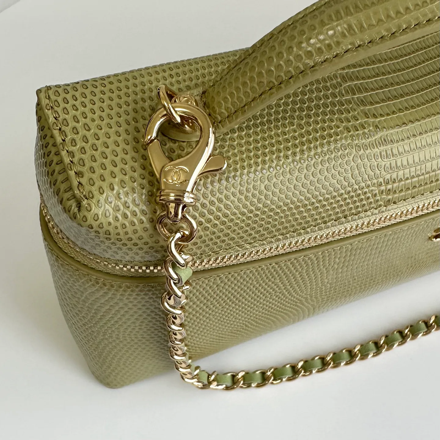 Women's Classic Handbags CHANEL 17916902