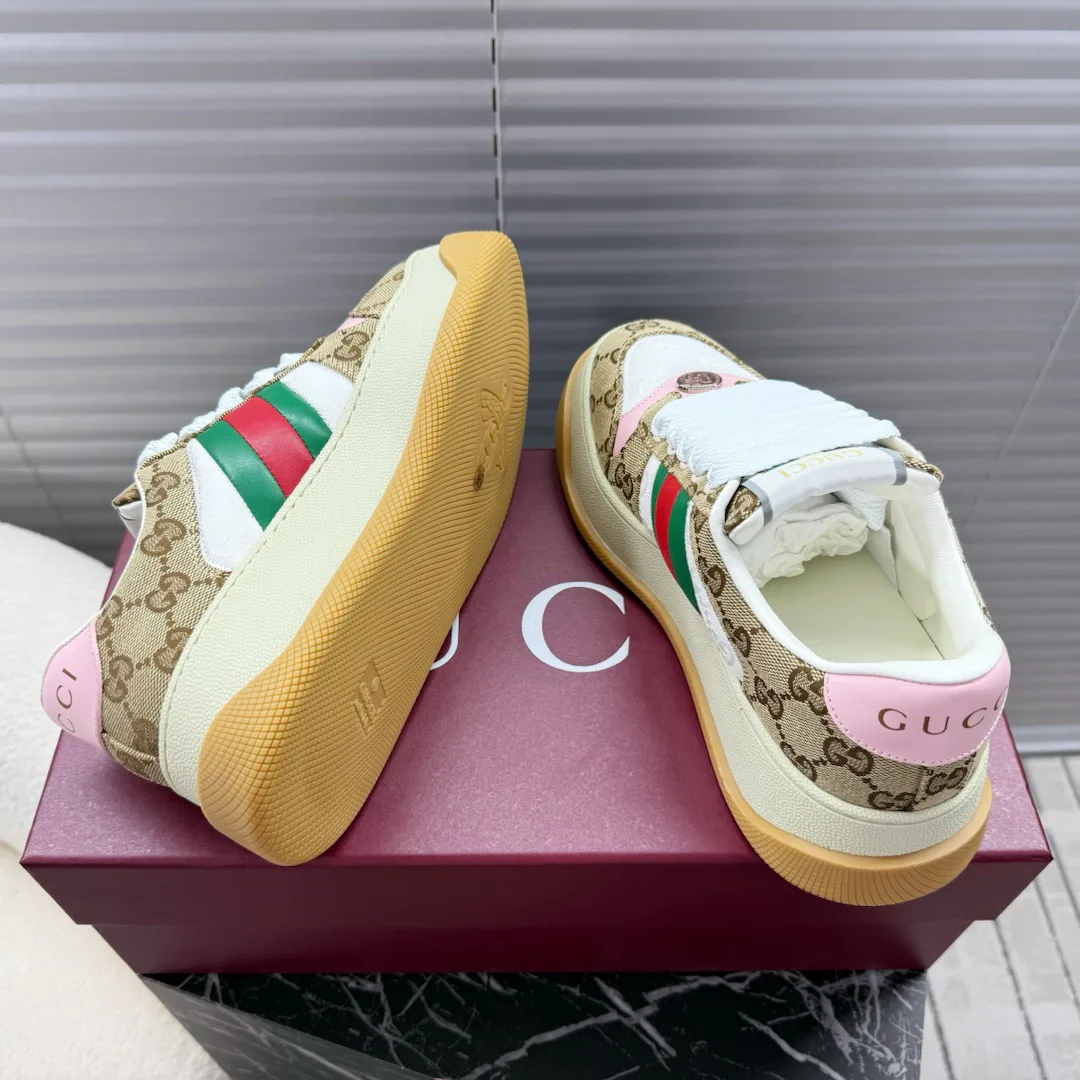 Women's Sneakers GUCCI 18011386