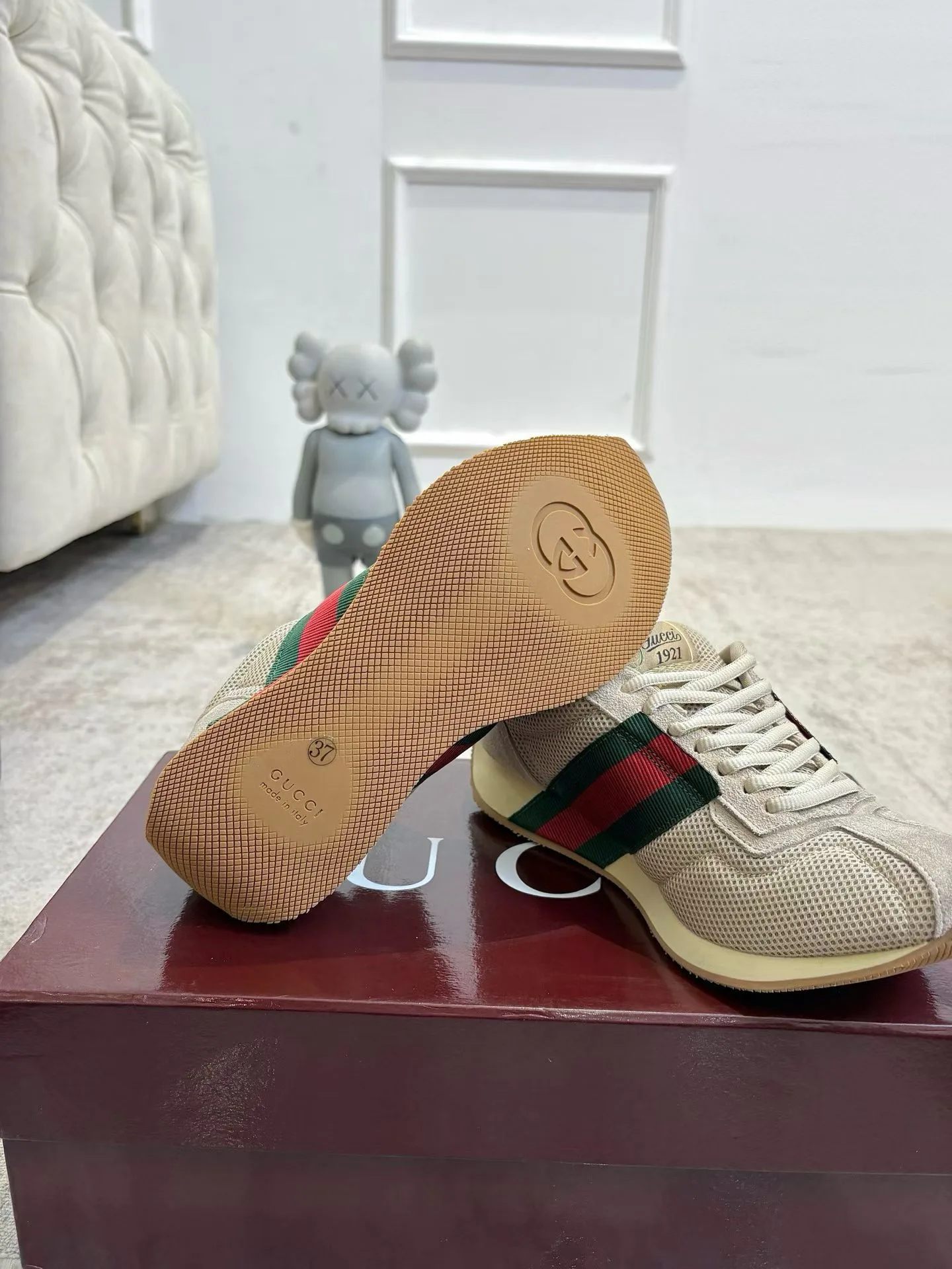 Women's Sneakers GUCCI 18466240