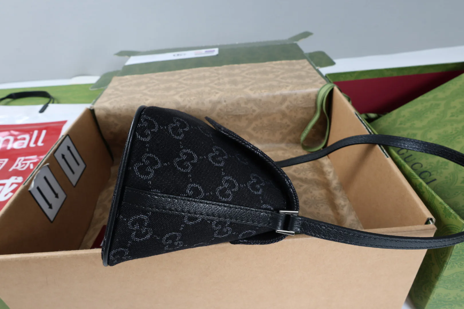 Women's Classic Handbags GUCCI 18065237