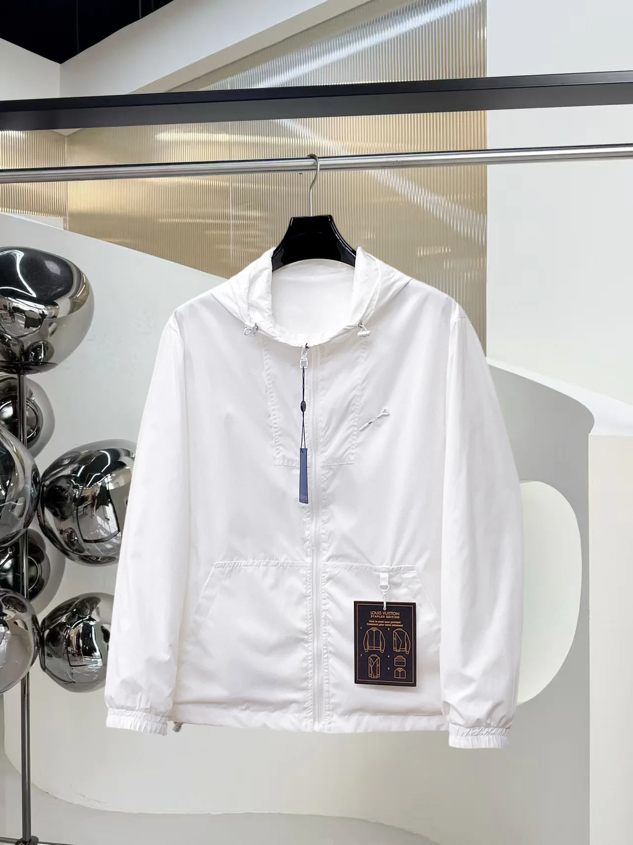 Men's Jackets And Down Jackets LOUIS VUITTON 18191458