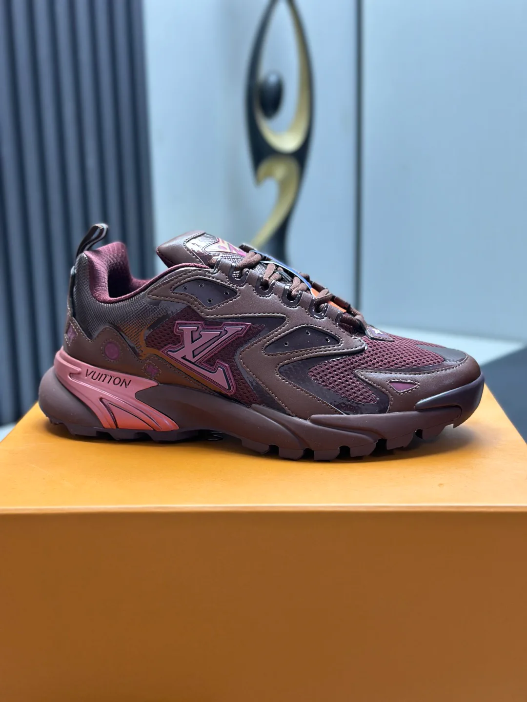 Women's Sneakers LOUIS VUITTON 18211991