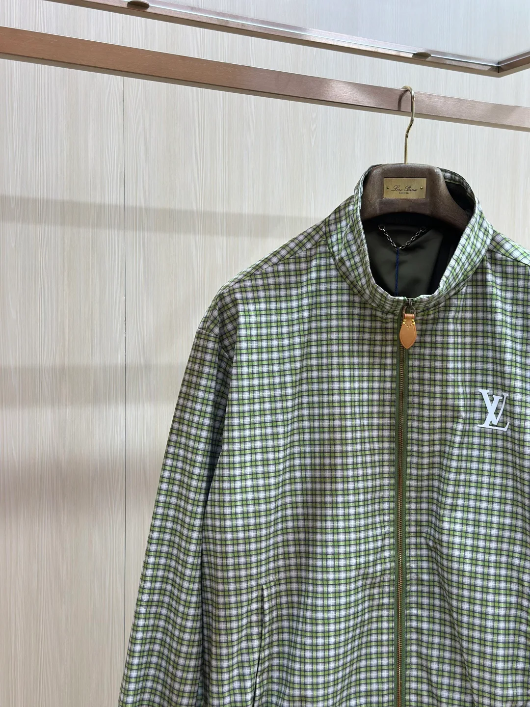 Куртки И Пуховики Мужские Louis Vuitton 18599313