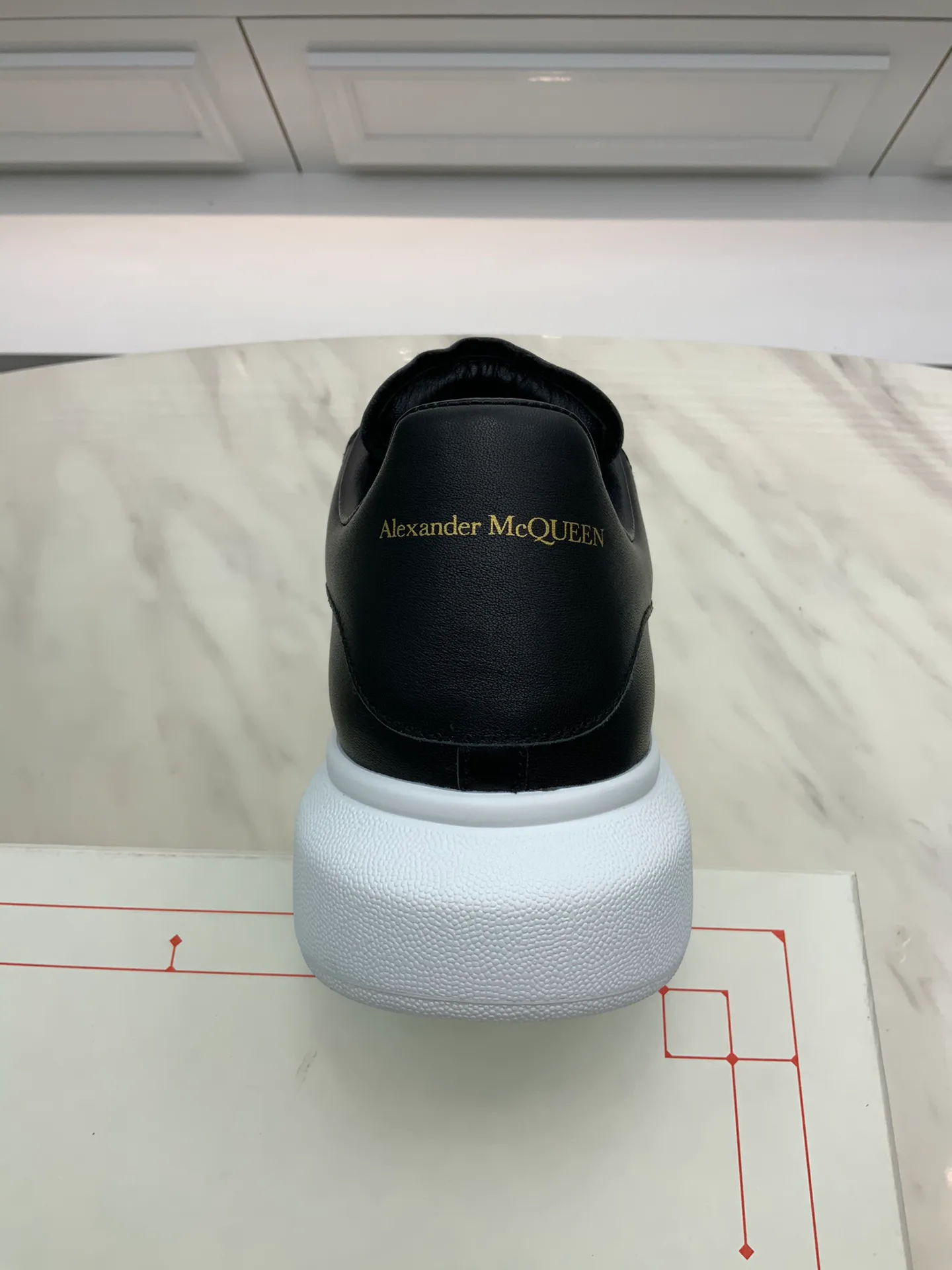 Women's Sneakers ALEXANDER MCQUEEN 18373673