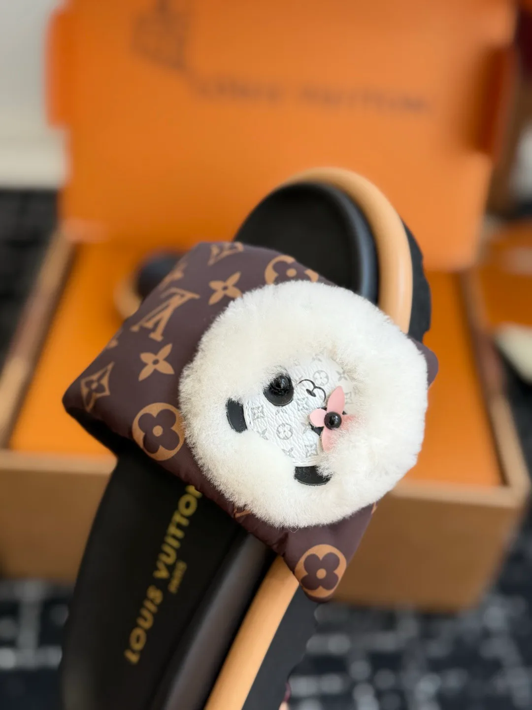 Women's Flip-Flops LOUIS VUITTON 17802581