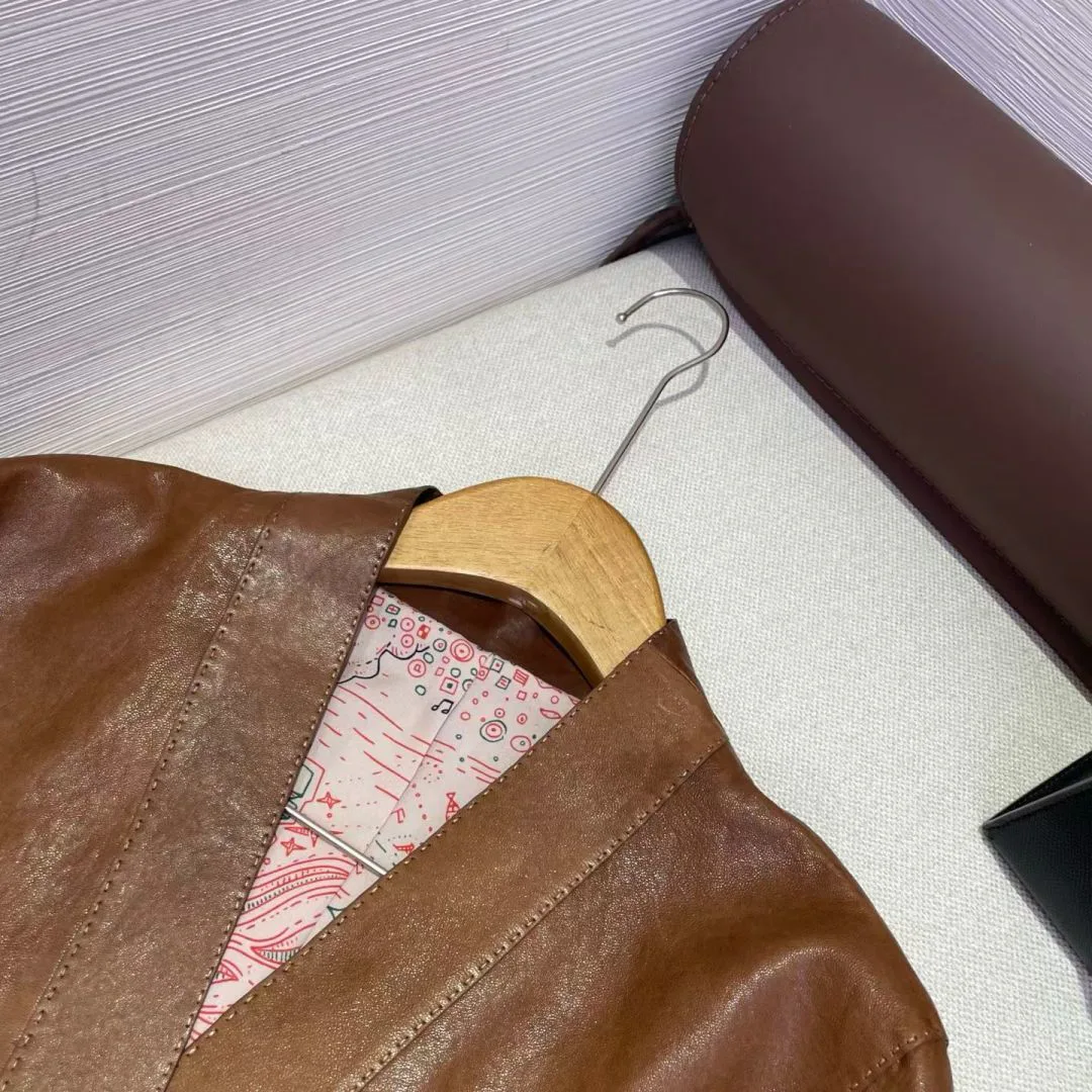 Women's Leather Jackets And Sheepskin Coats HERMES 17998948