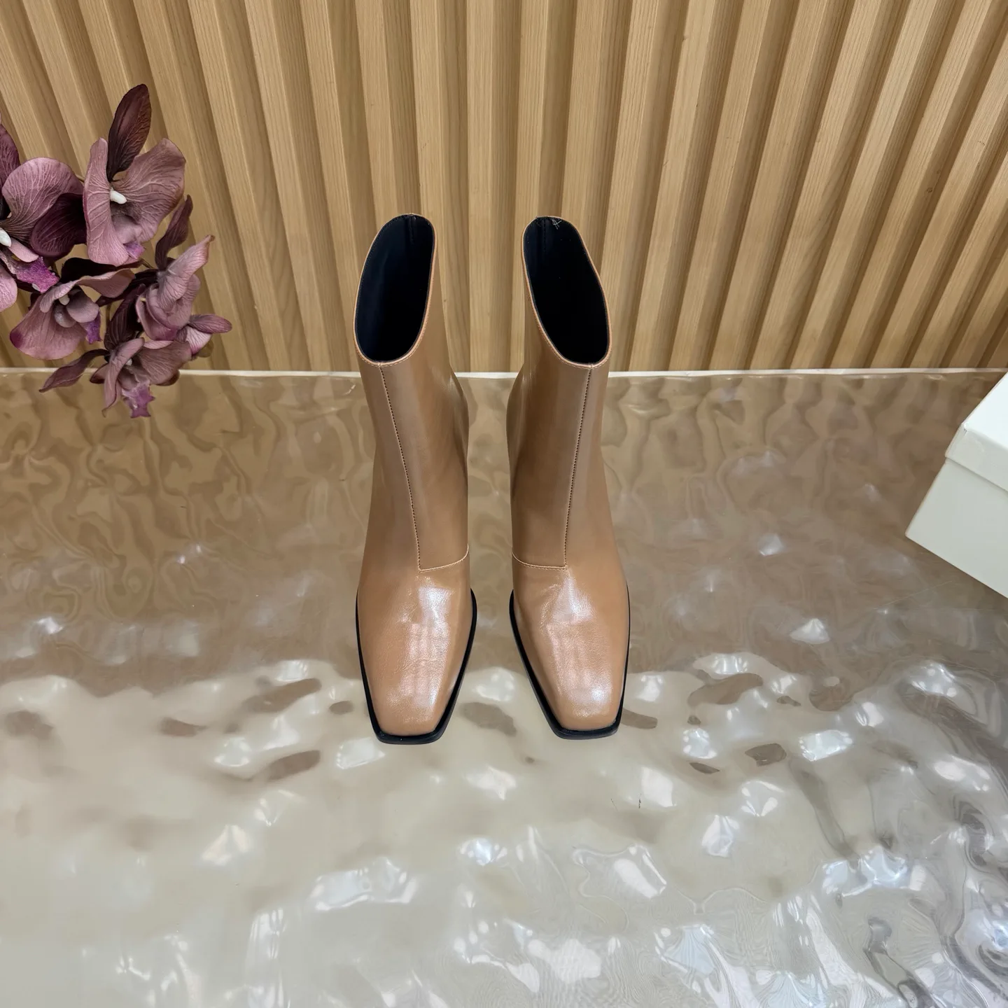 Women's Booties SAINT LAURENT 18235326