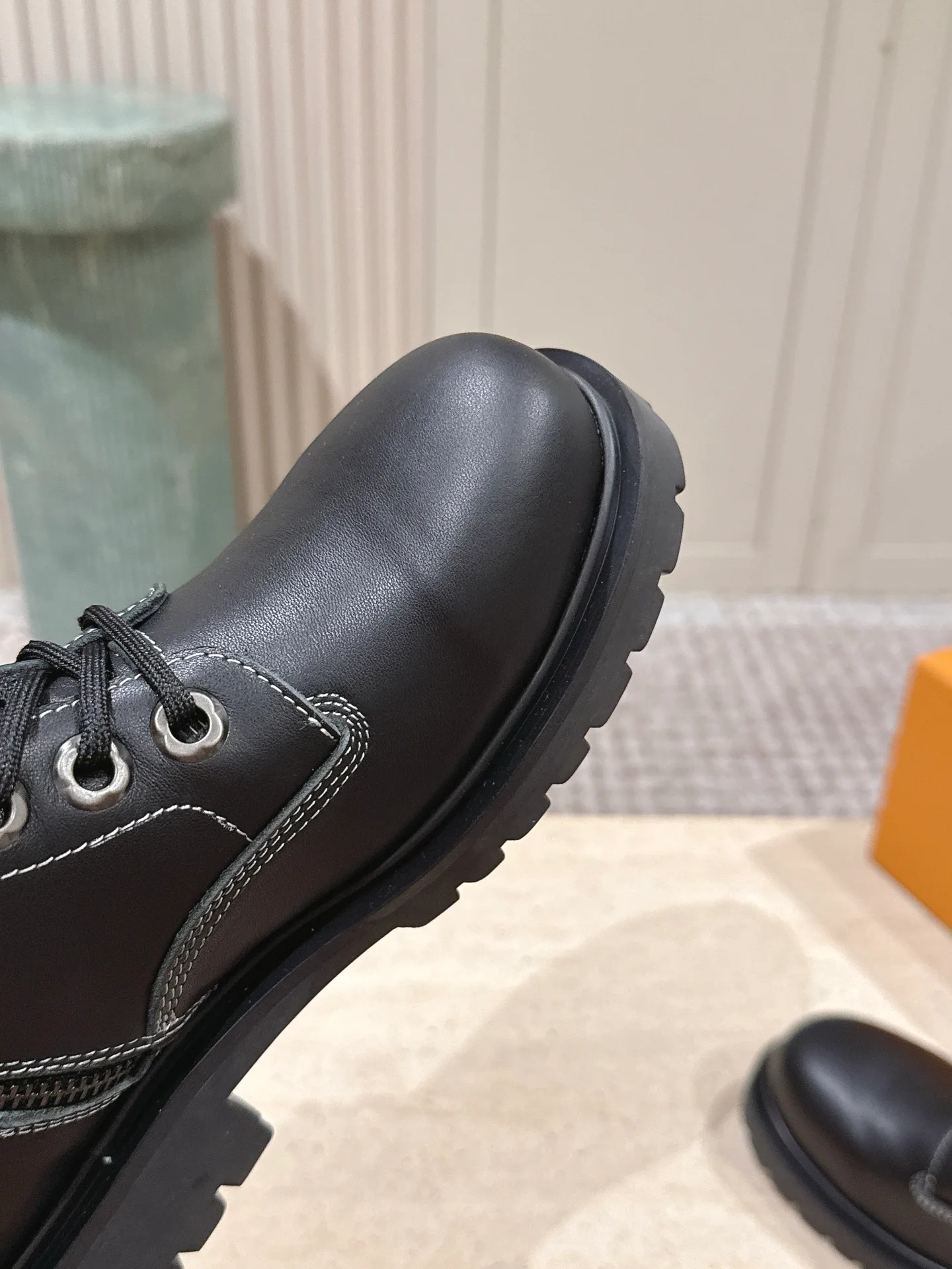 Women's Ankle Boots LOUIS VUITTON 18397719