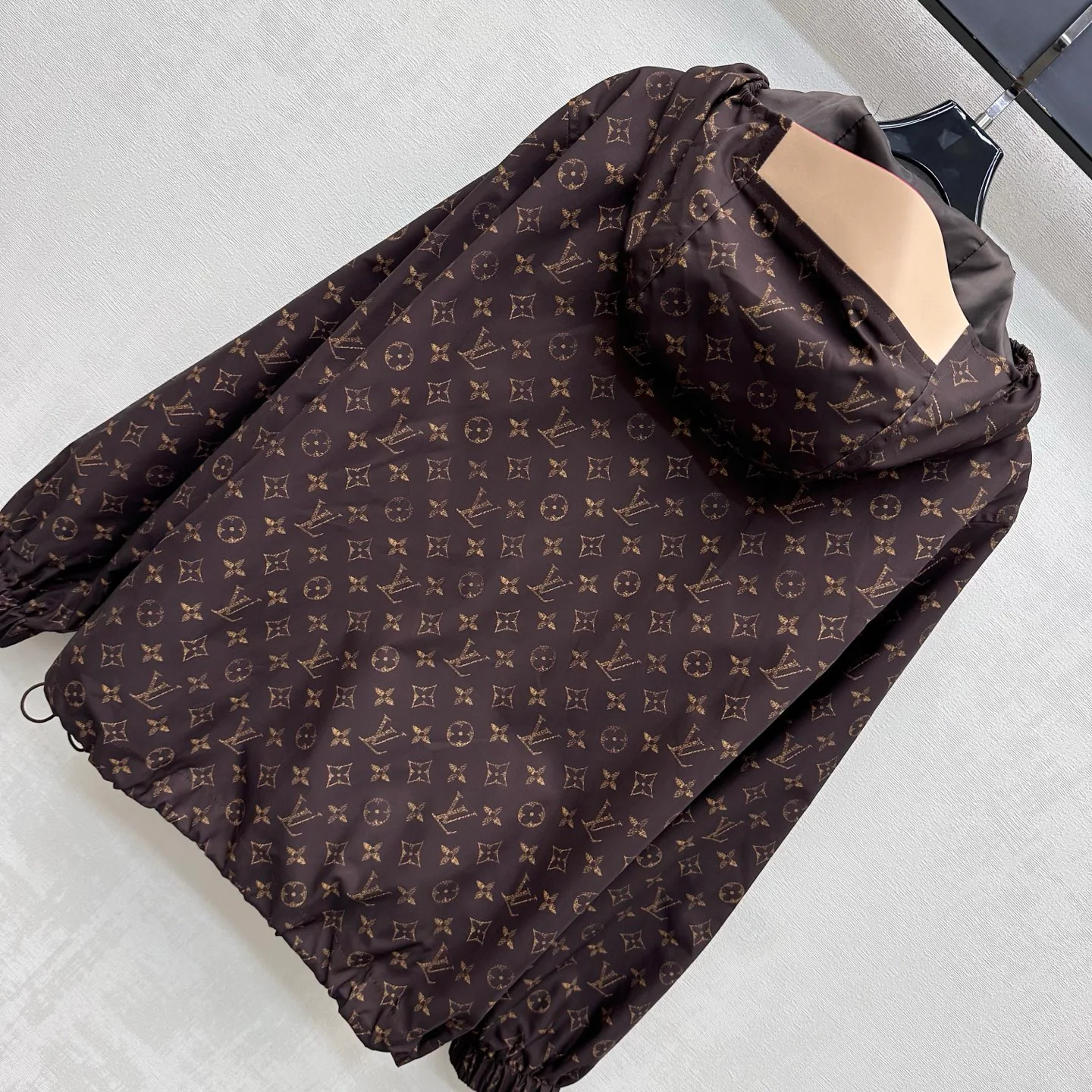 Women's Jackets And Down Jackets LOUIS VUITTON 18328047