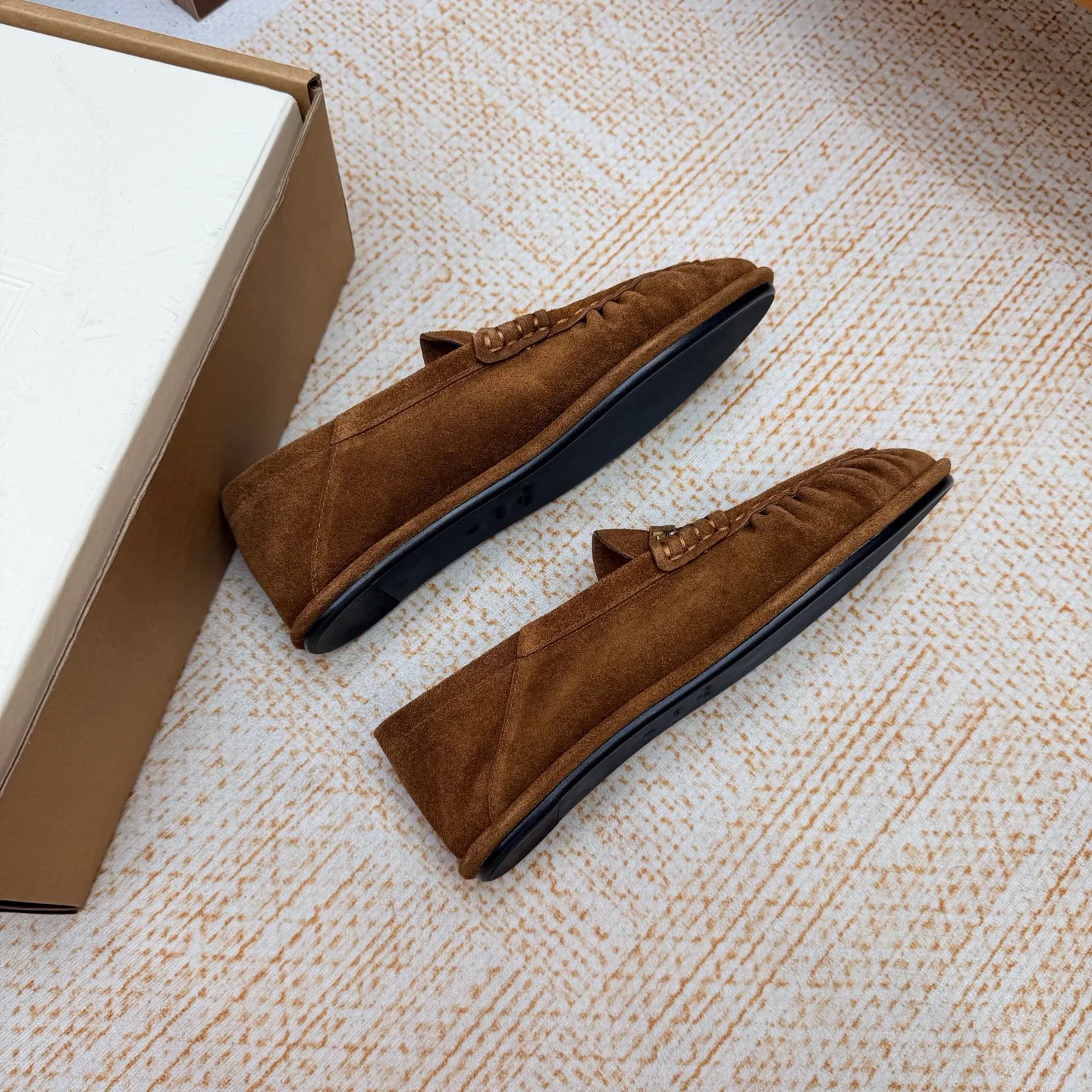 Women's Loafers And Moccasins SAINT LAURENT 18104178