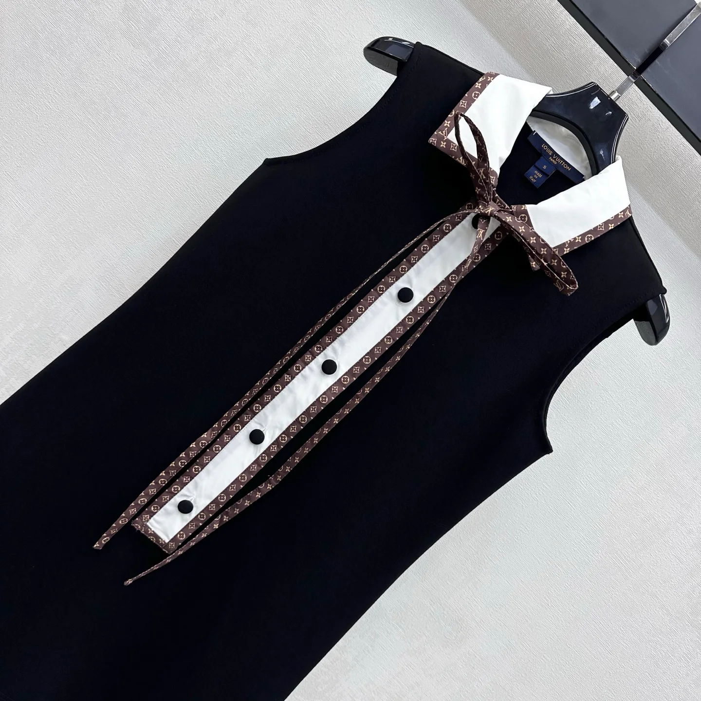 Платья Женские Louis Vuitton 18583513