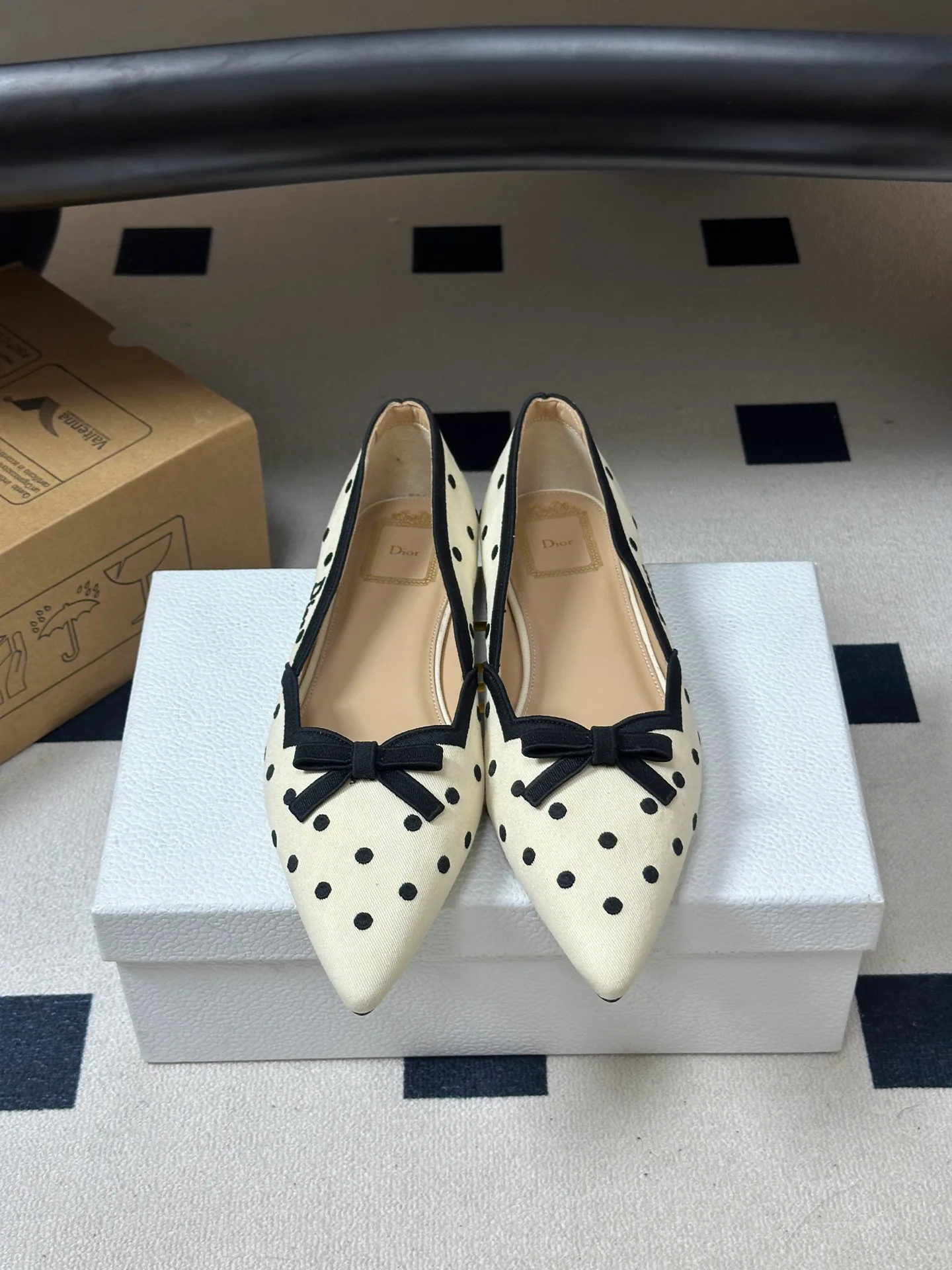 Women's Ballet Flats CHRISTIAN DIOR 18210556