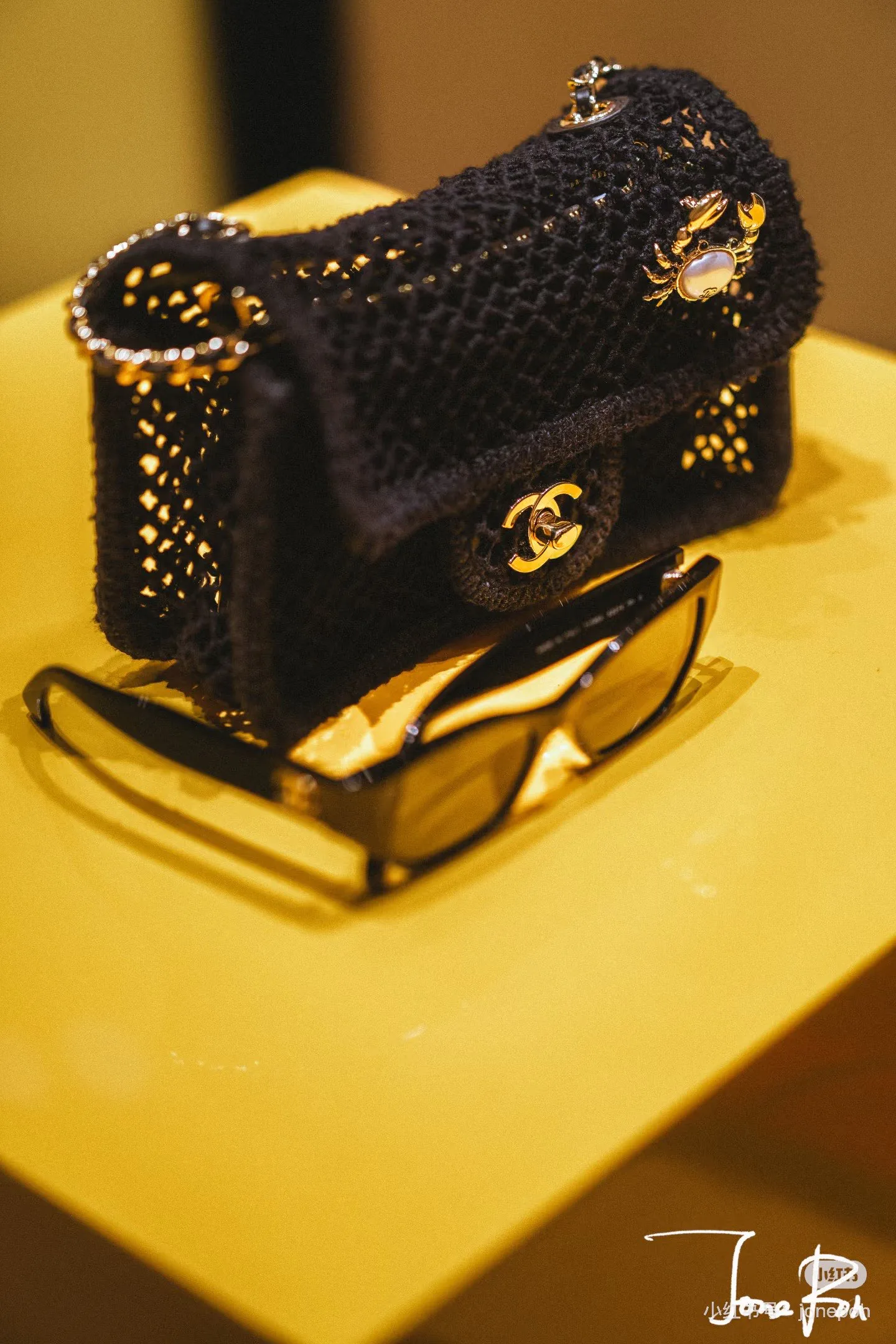 Women's Classic Handbags CHANEL 17364614