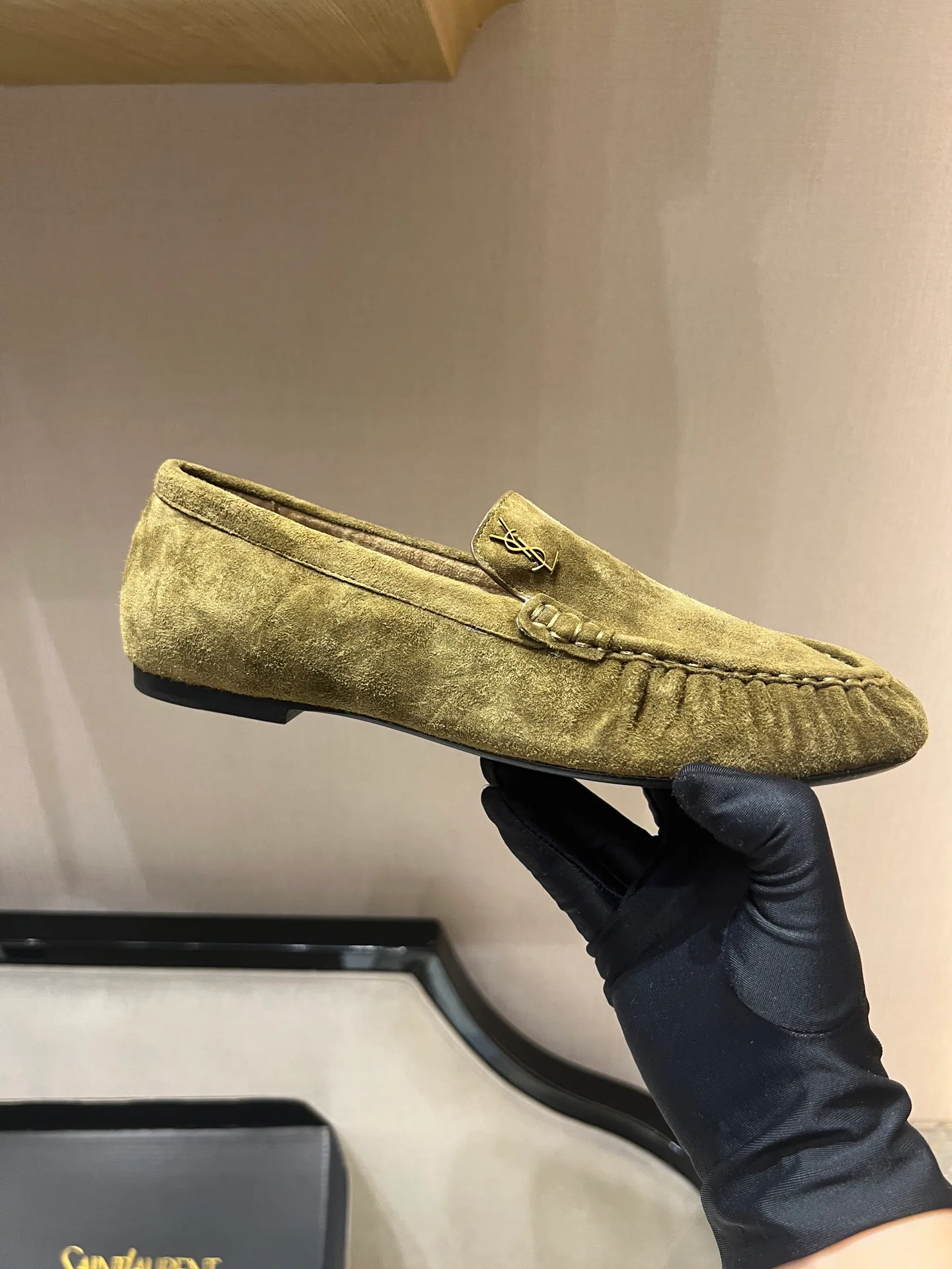 Women's Loafers And Moccasins SAINT LAURENT 17897584