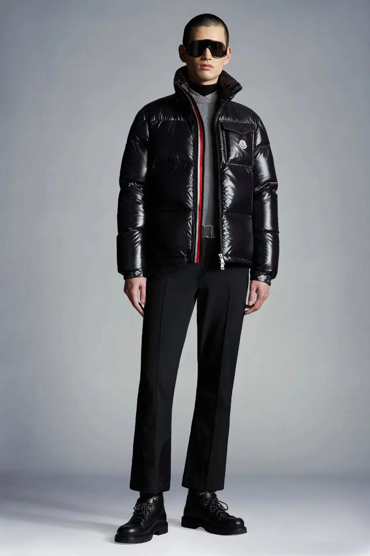 Women's Jackets And Down Jackets MONCLER 17810379