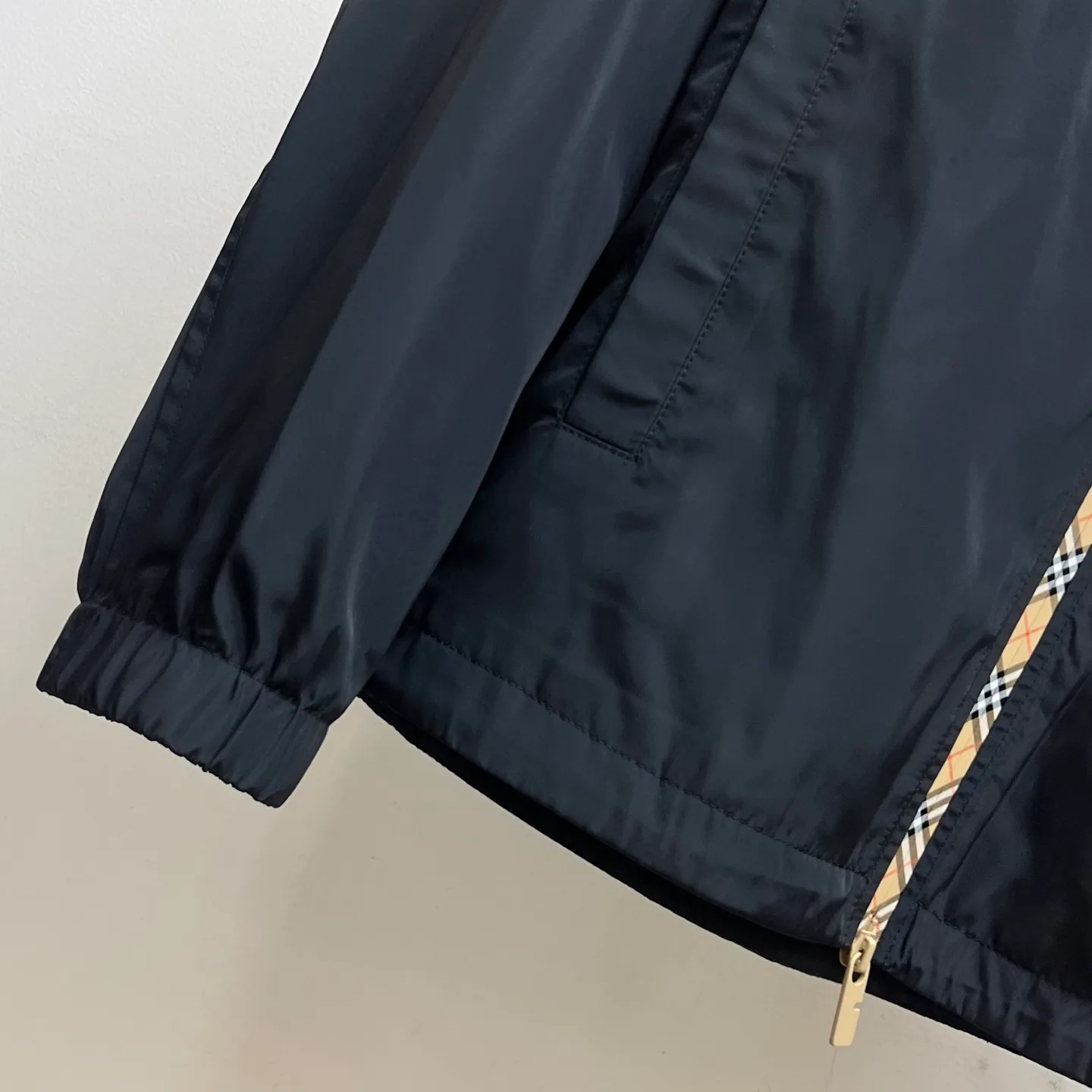 Women's Jackets And Down Jackets BURBERRY 17340701