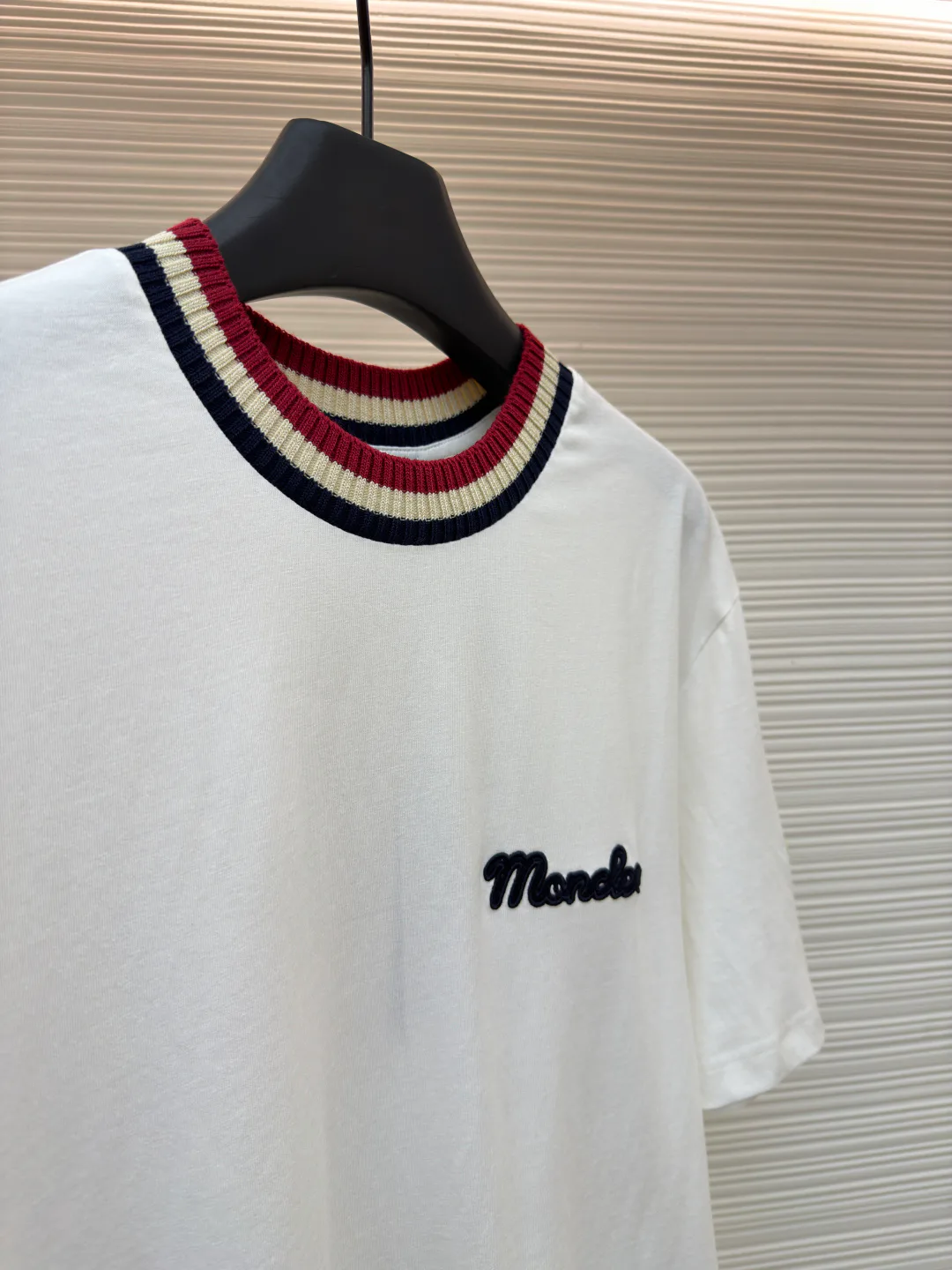 Футболки Мужские Moncler 18669189