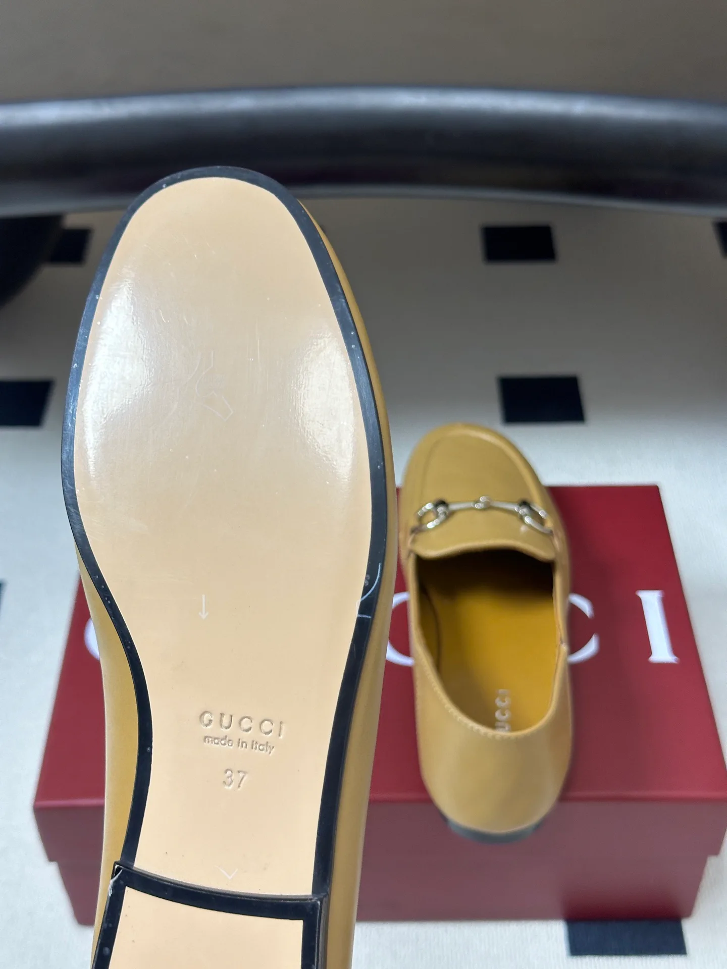 Women's Loafers And Moccasins GUCCI 18049746