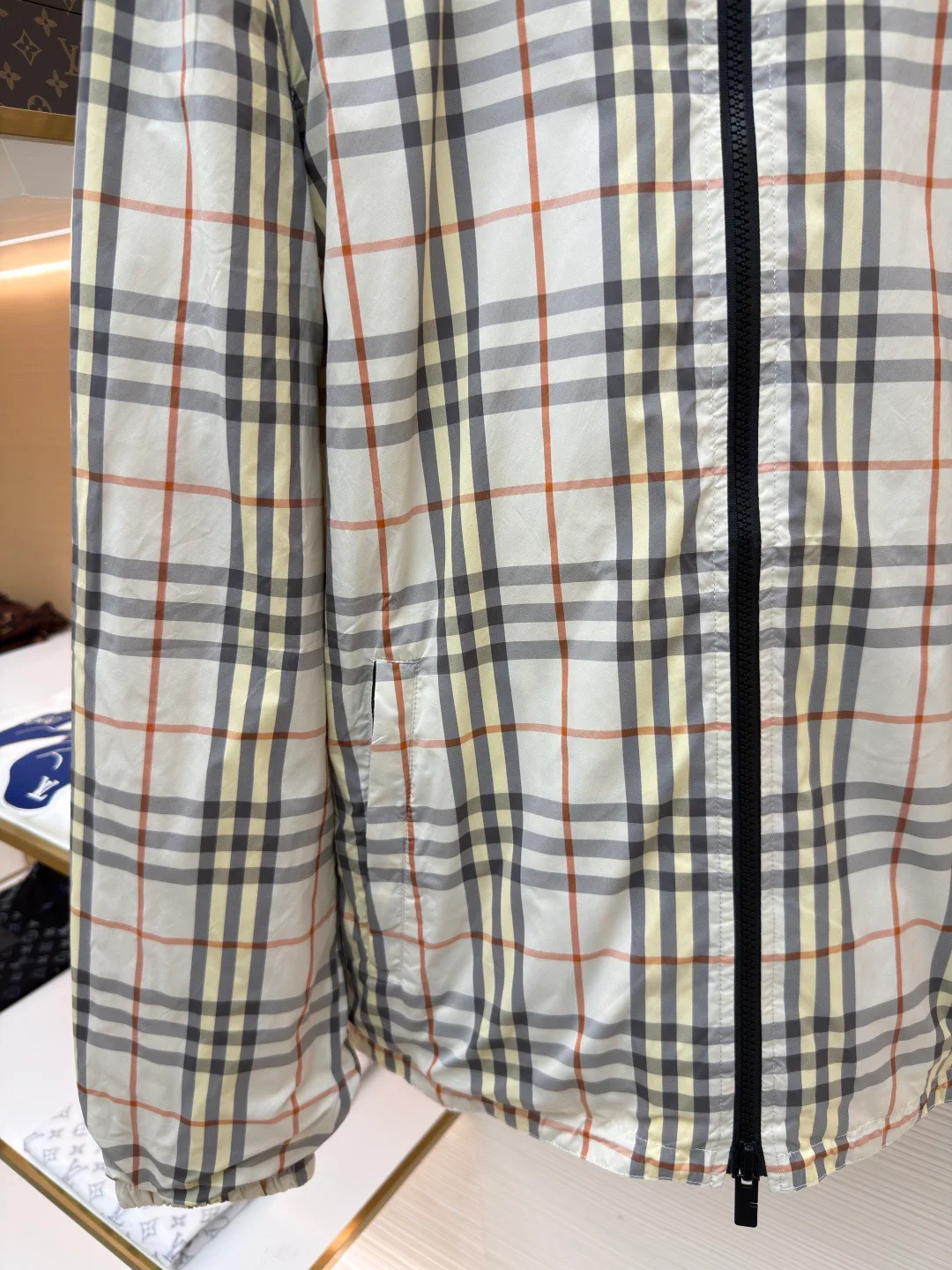 Men's Jackets And Down Jackets BURBERRY 18153626