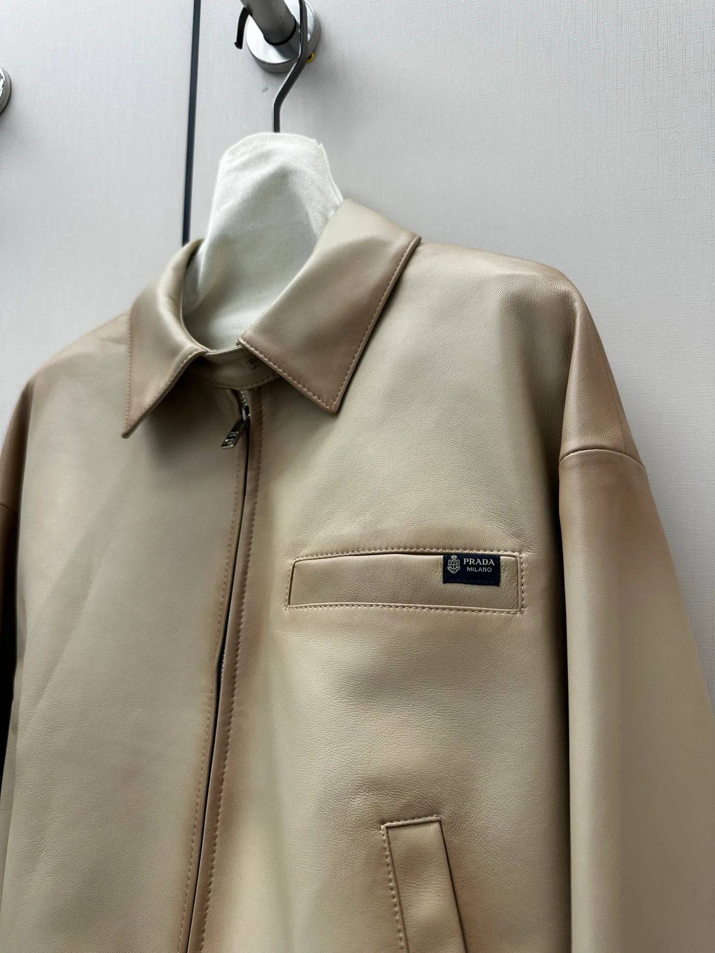 Women's Leather Jackets And Sheepskin Coats PRADA 16984557