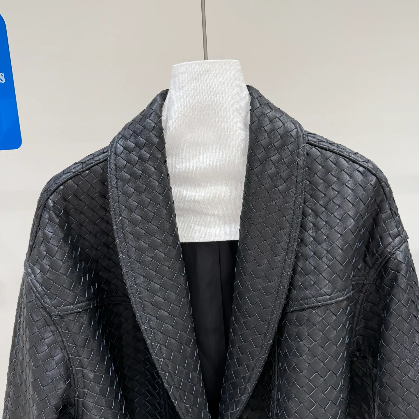 Women's Leather Jackets And Sheepskin Coats BOTTEGA VENETA 18335424