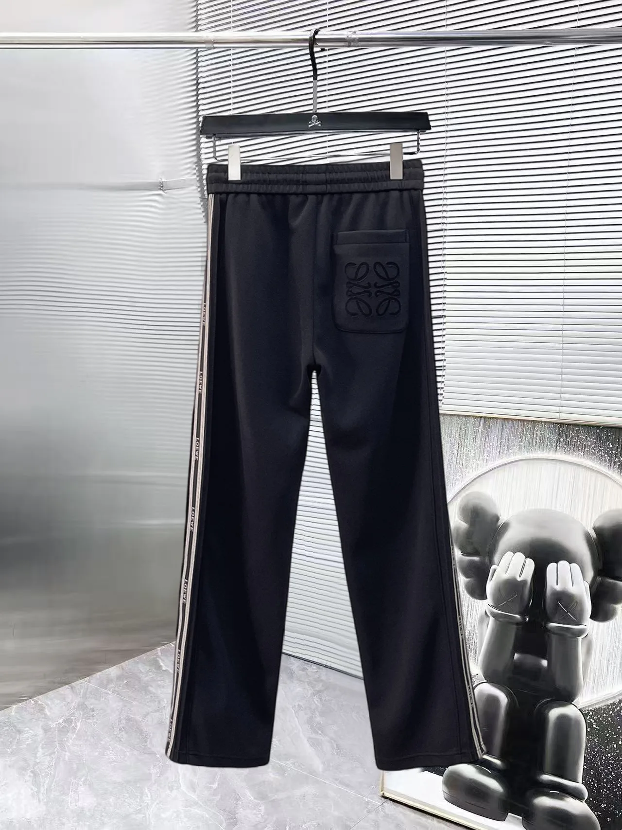 Men's Trousers LOEWE 18197323