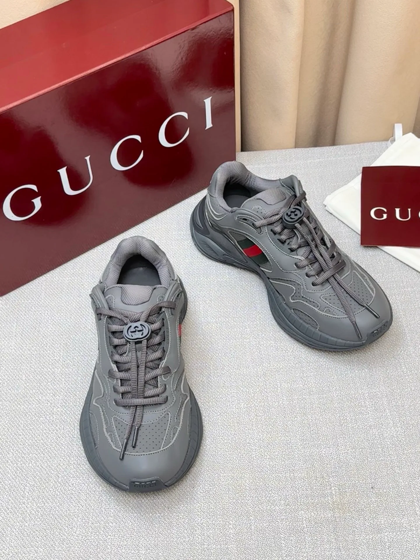 Men's Sneakers GUCCI 17620474