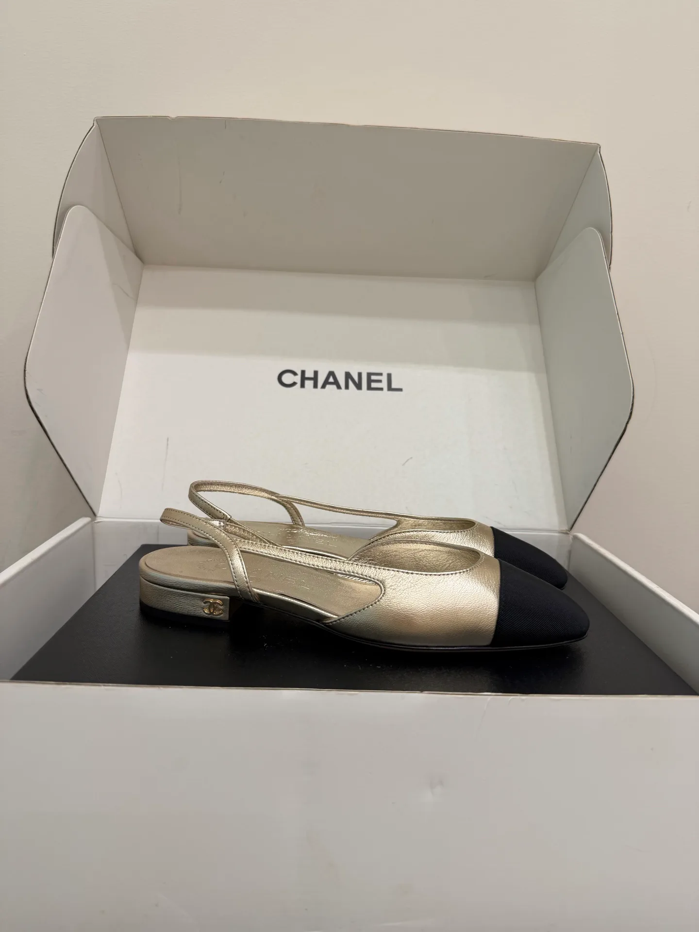 Women's Open-Toe Sandals CHANEL 18080108