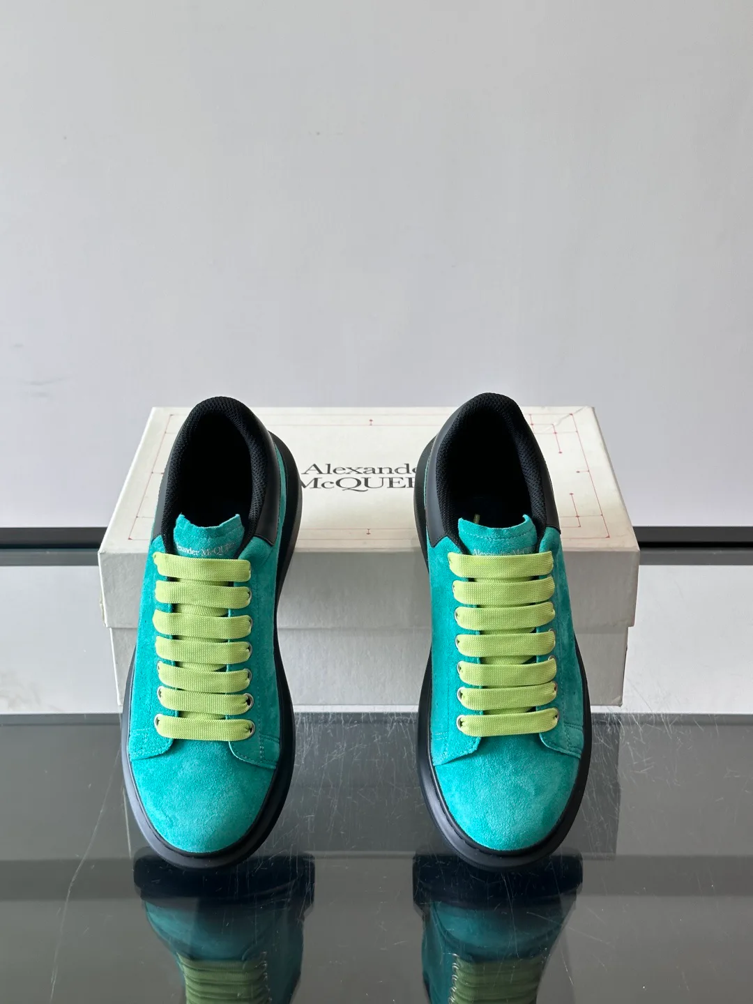 Women's Sneakers ALEXANDER MCQUEEN 17447547
