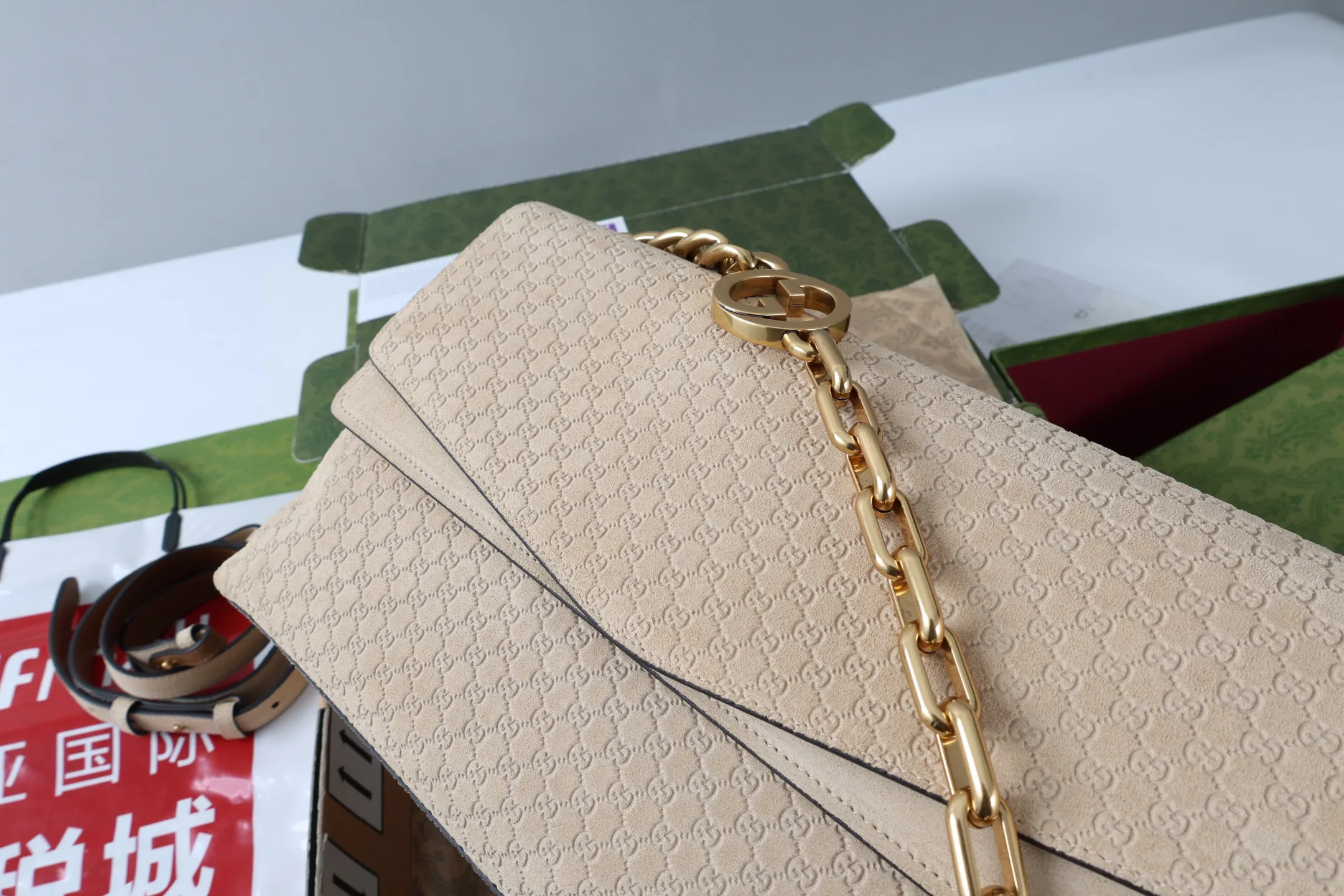 Women's Classic Handbags GUCCI 18005078