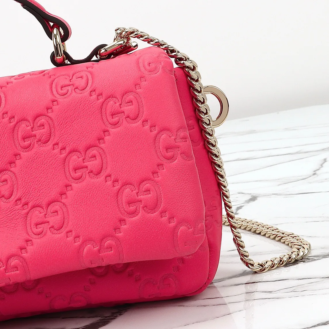 Women's Classic Handbags GUCCI 18210717