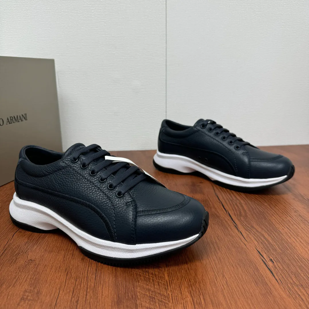 Men's Sneakers ARMANI 18100561
