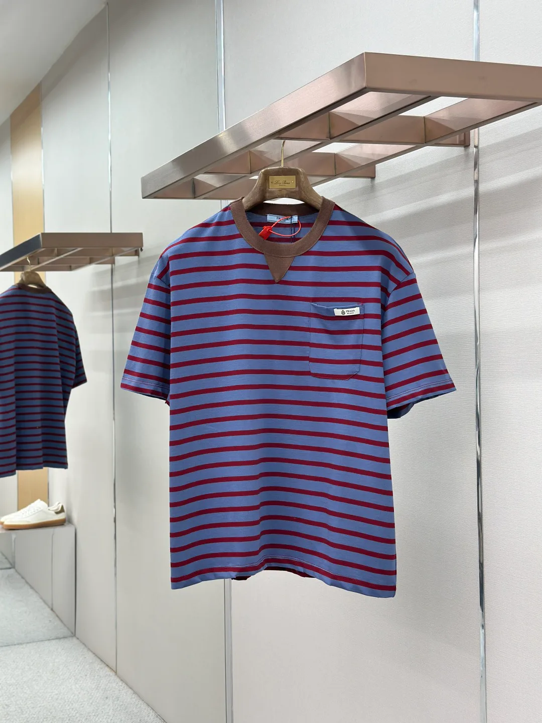 Women's T-Shirts PRADA 18191042
