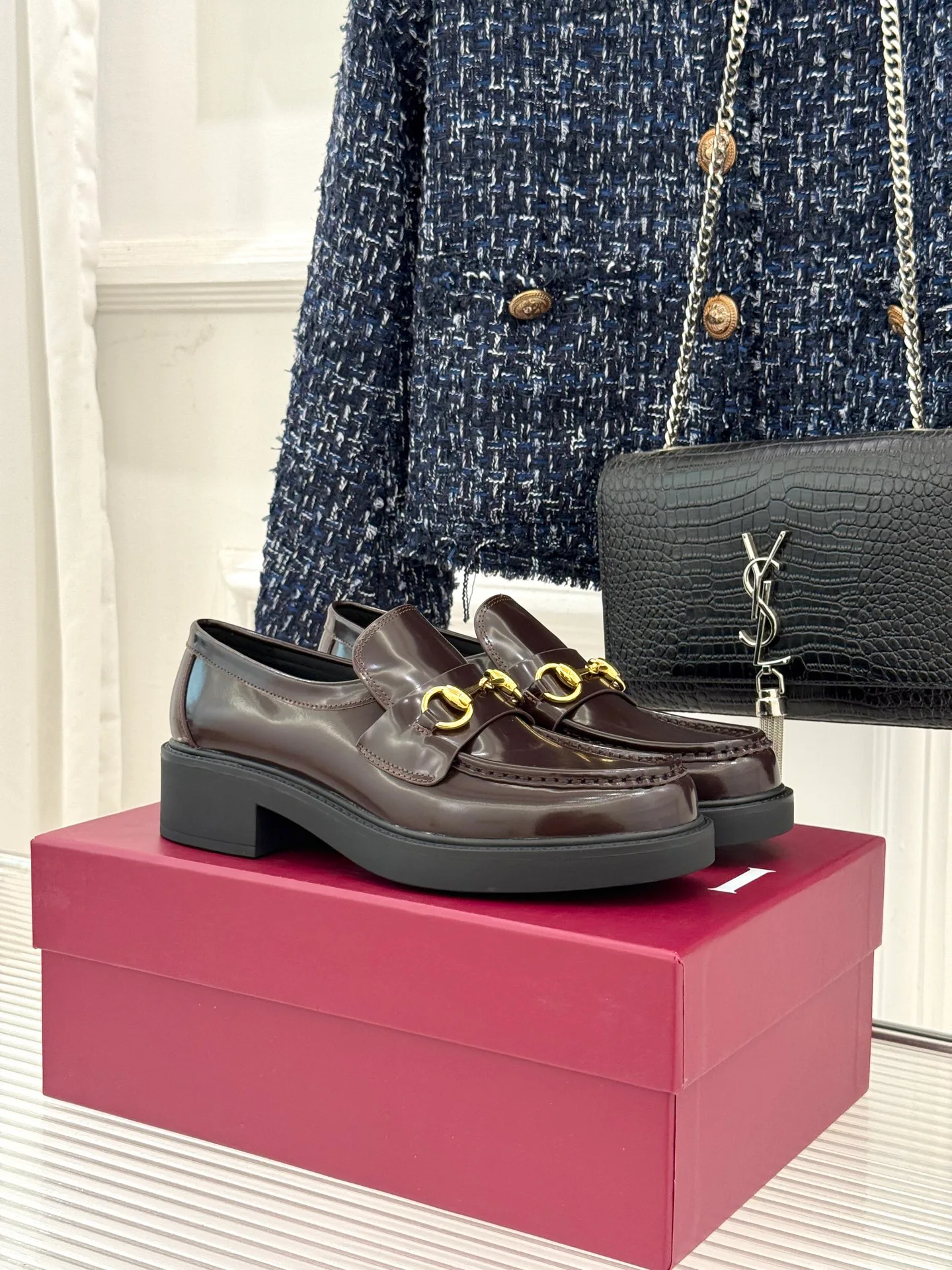 Women's Loafers And Moccasins GUCCI 18092028