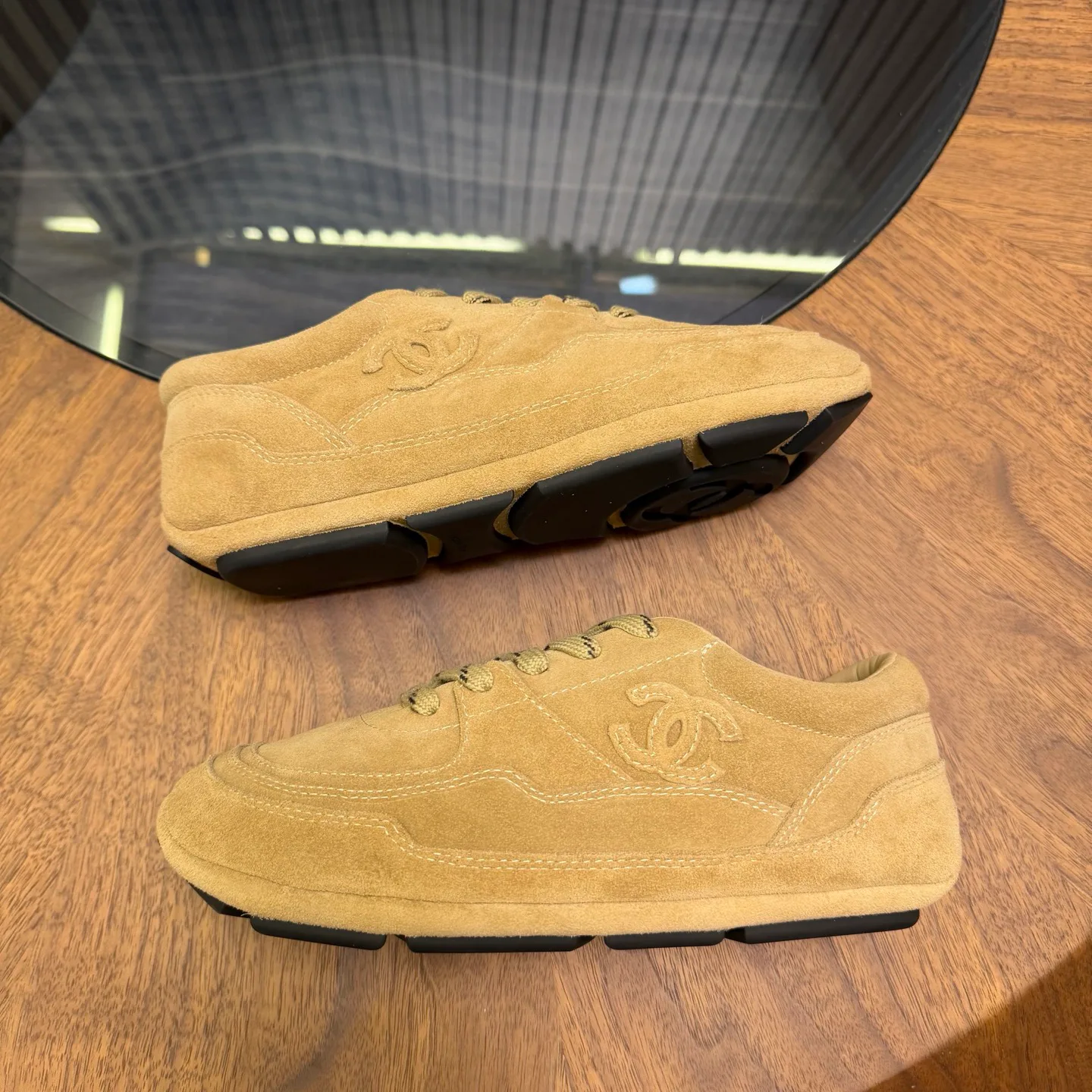 Women's Sneakers CHANEL 19545920