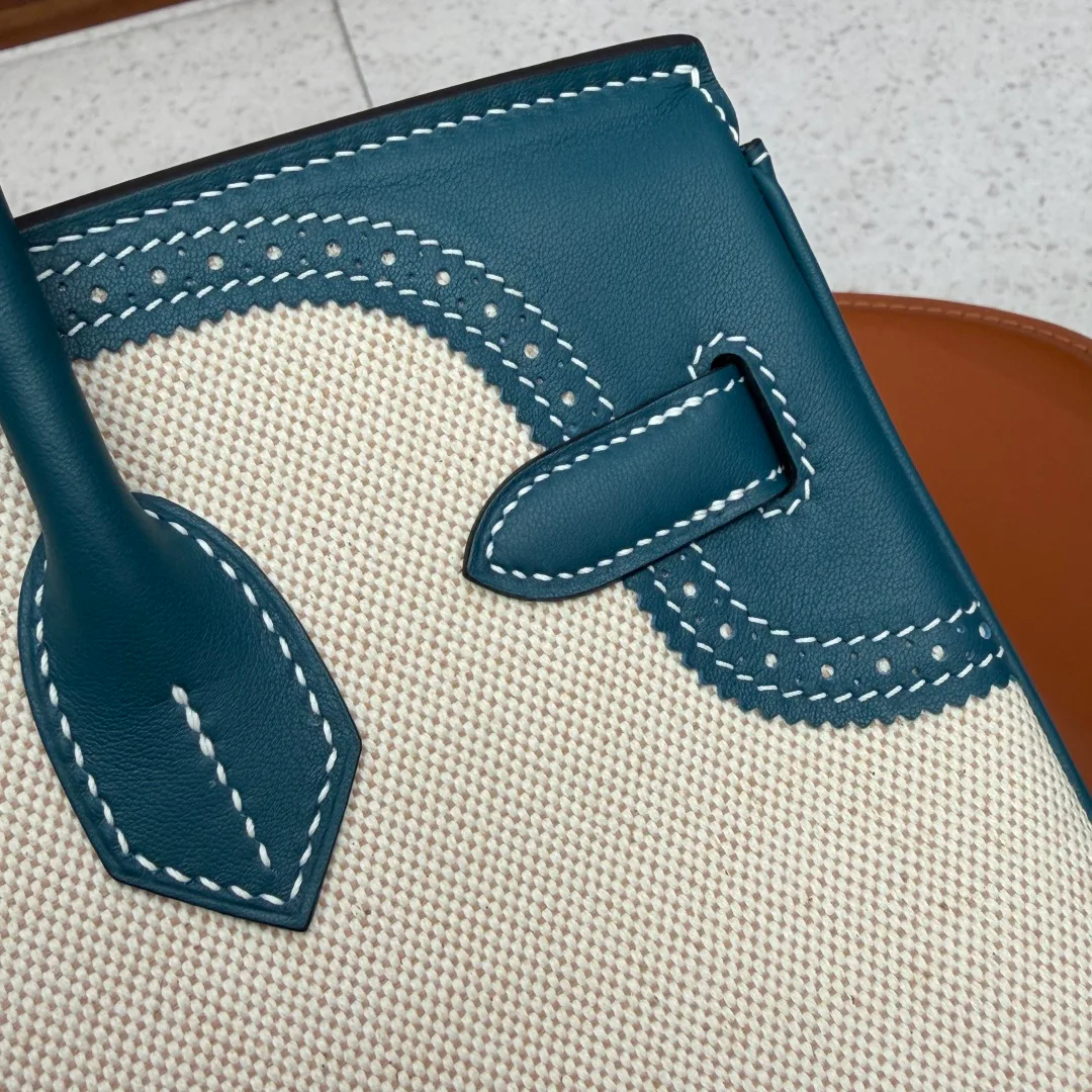 Women's Classic Handbags HERMES 17778482