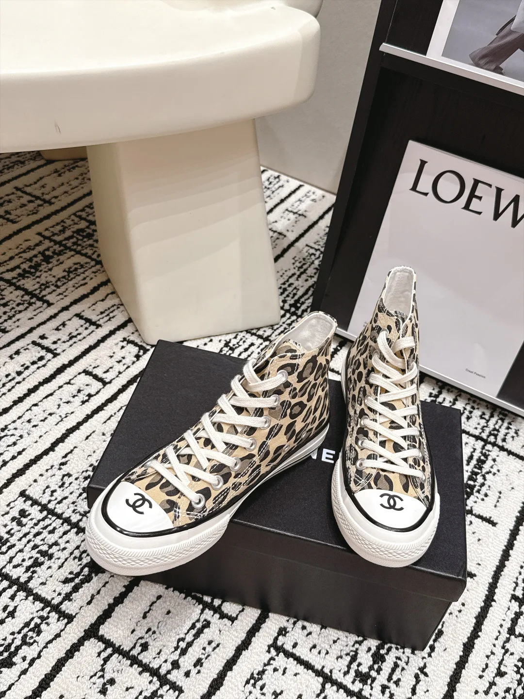 Women's Sneakers CHANEL 18139183