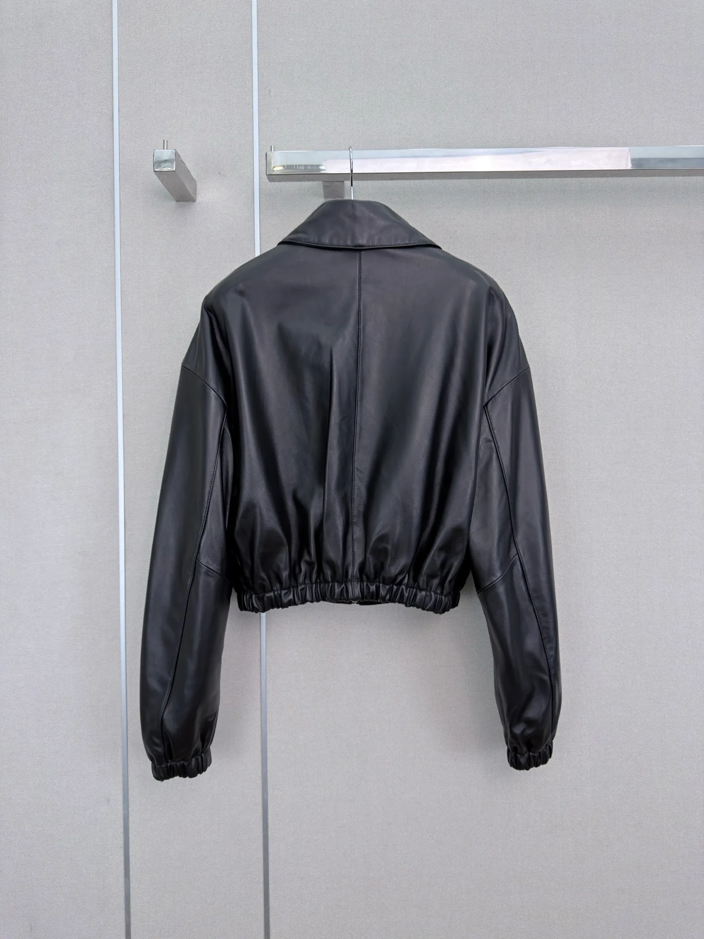 Women's Leather Jackets And Sheepskin Coats PRADA 18173056