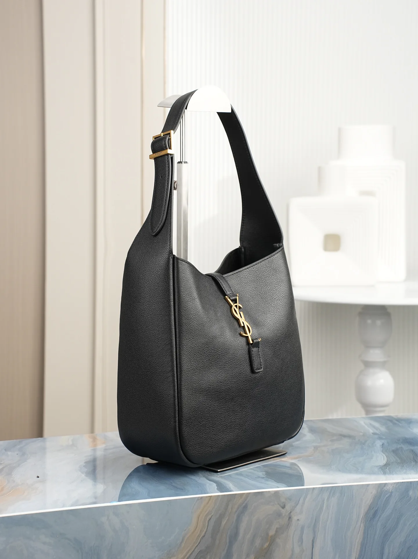Women's Classic Handbags SAINT LAURENT 17385946