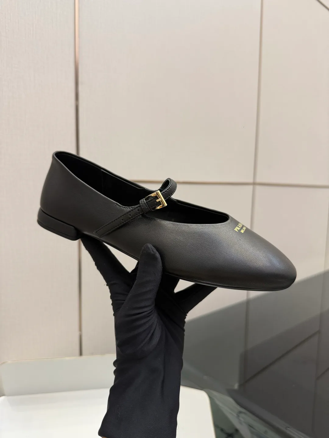 Women's Ballet Flats PRADA 17818068