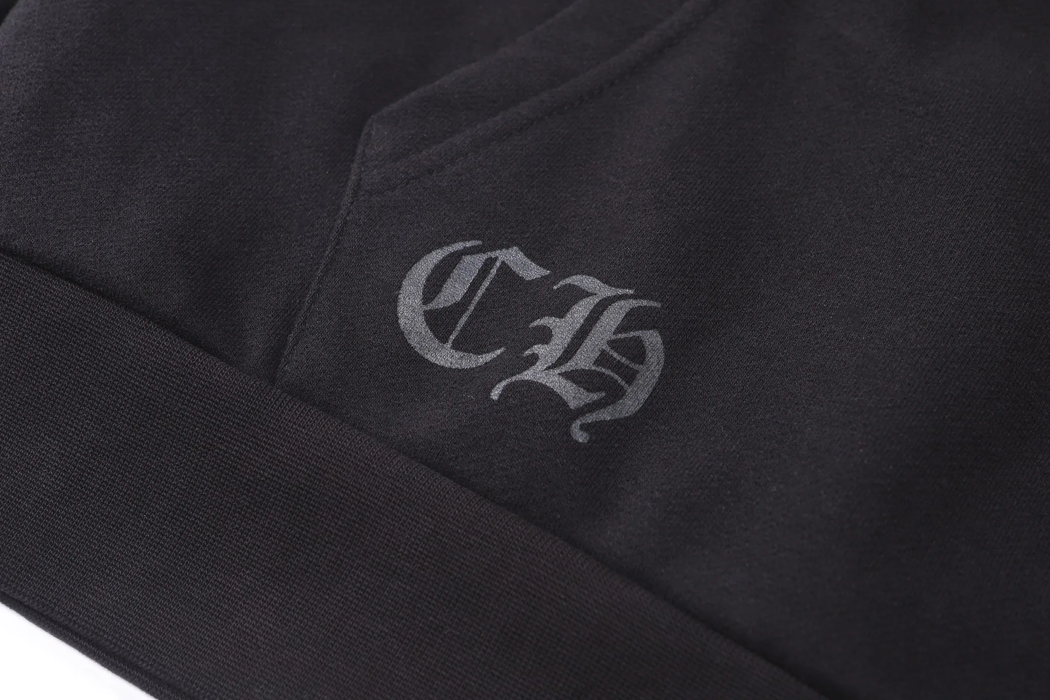 Men's Sweatshirts And Hoodies CHROME HEARTS 18073838