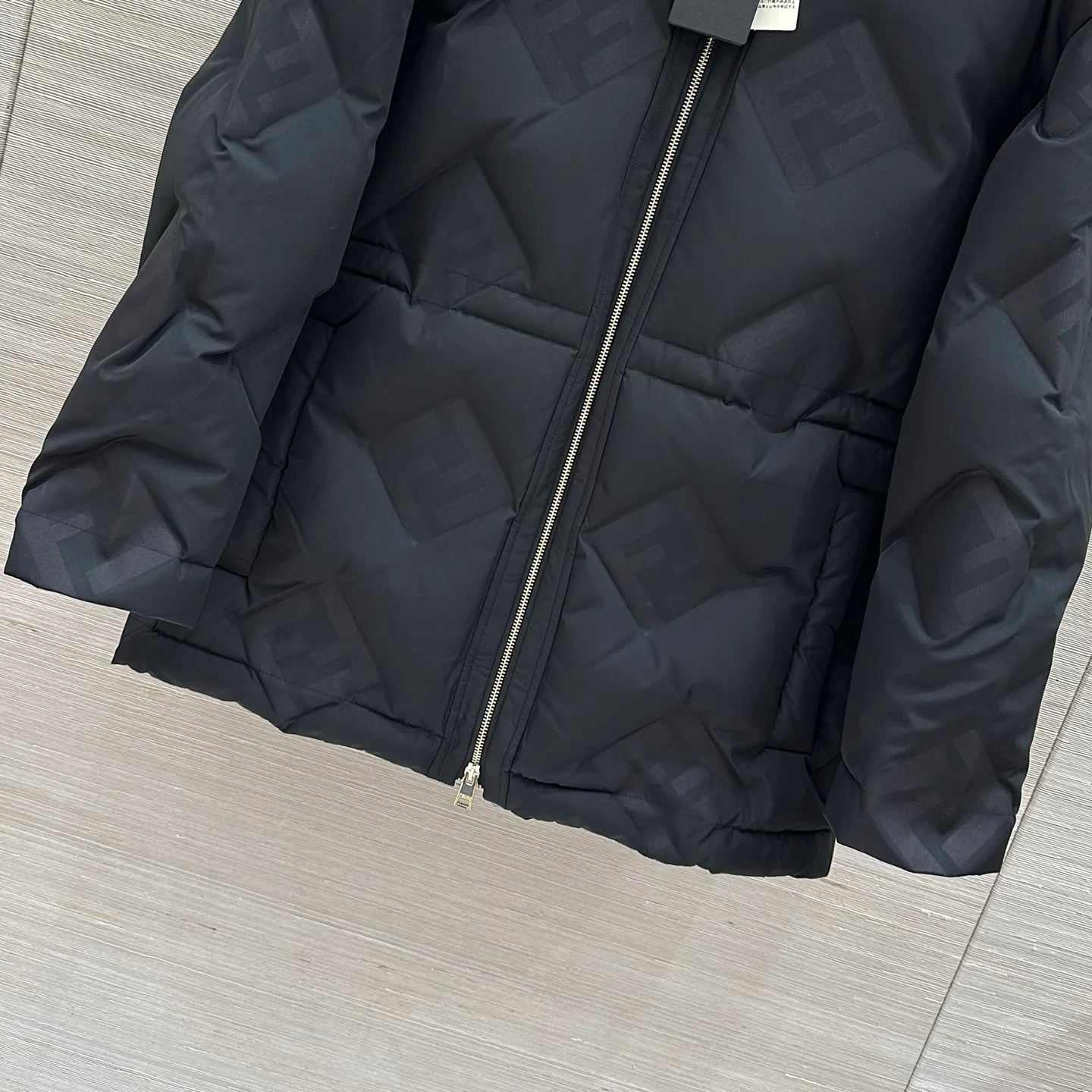 Women's Jackets And Down Jackets FENDI 18250115
