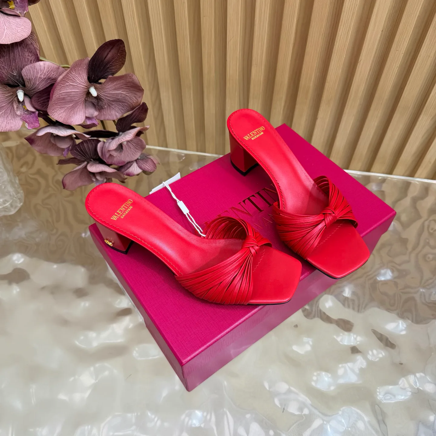 Women's Open-Toe Sandals VALENTINO 17728240