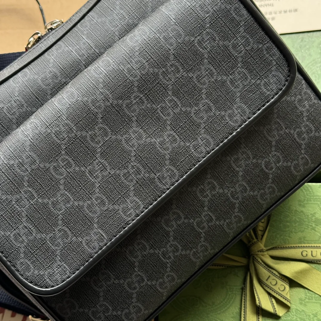 Women's Shoulder Bags GUCCI 17947652