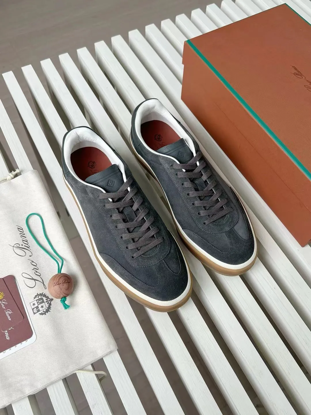 Men's Sneakers LORO PIANA 18382761