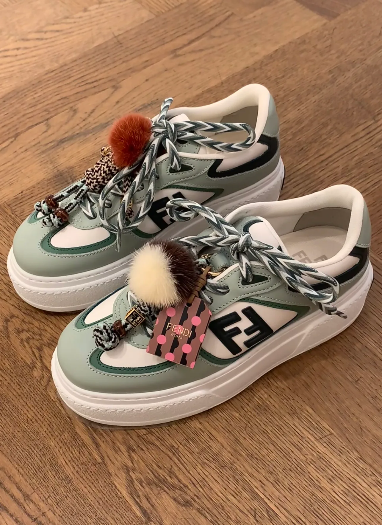 Women's Sneakers FENDI 18080497