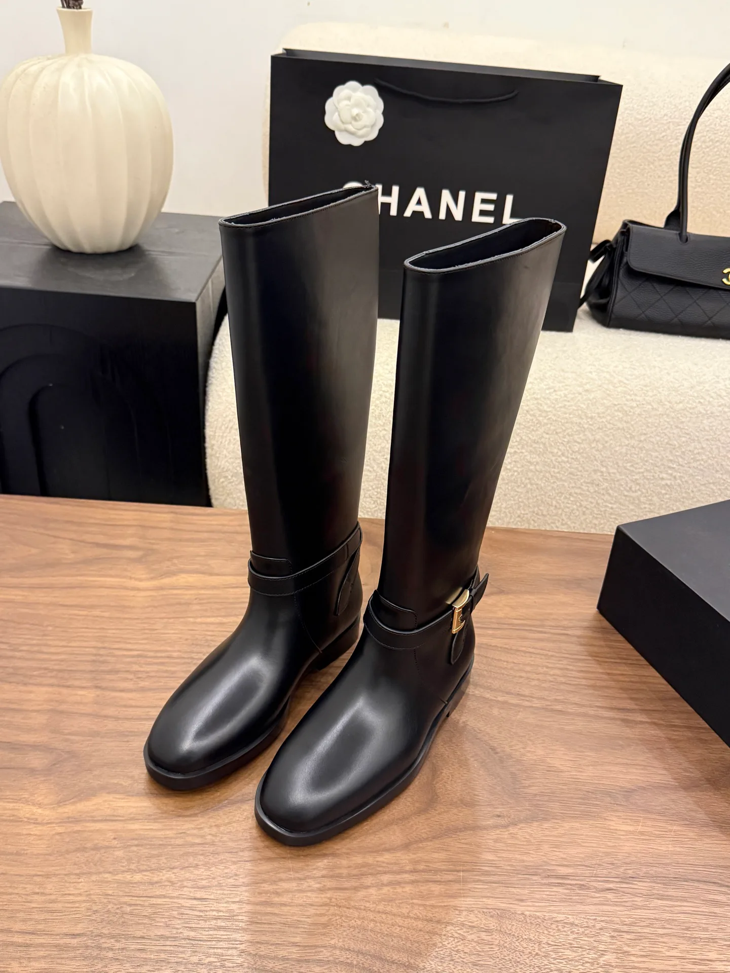 Women's Boots CHANEL 18223540