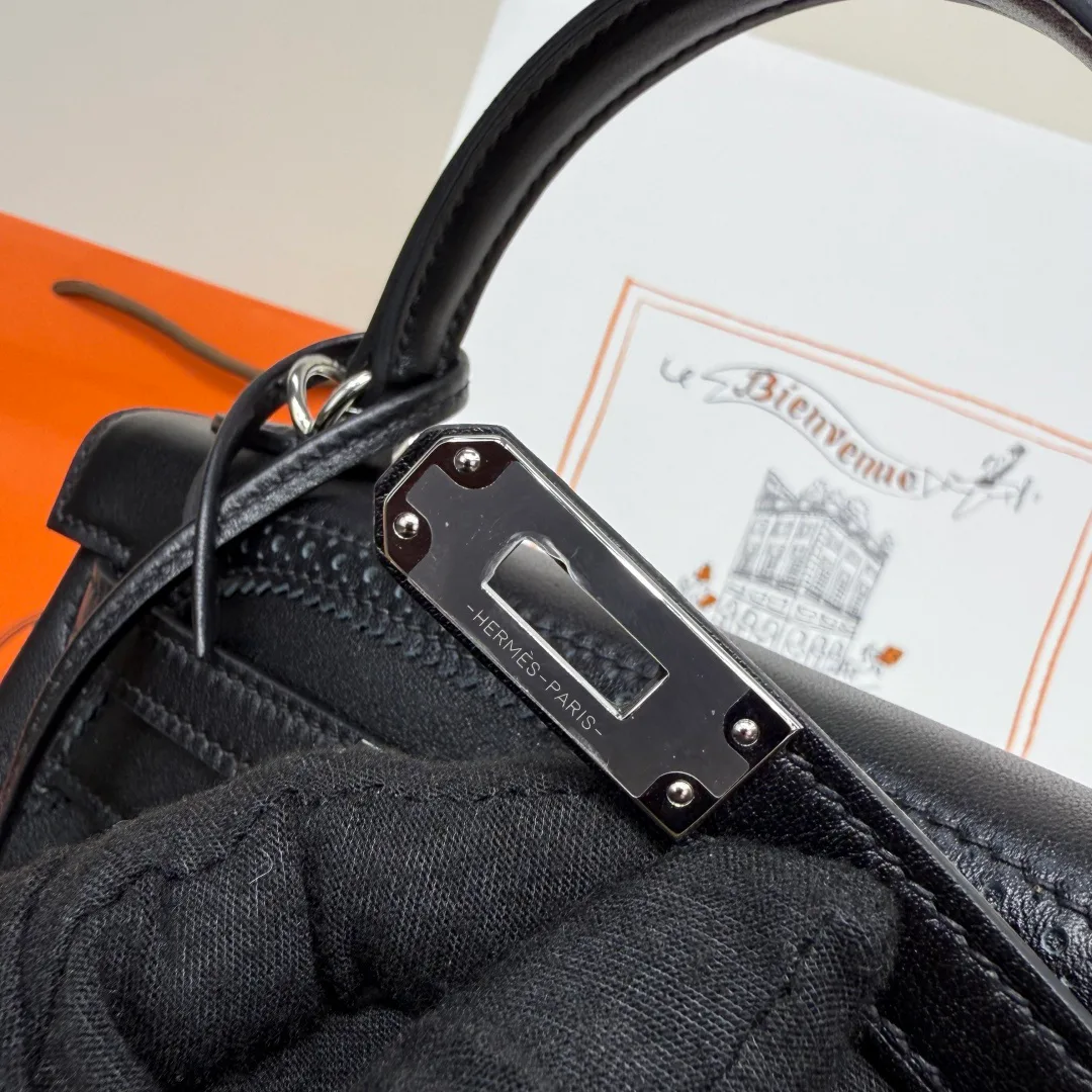 Women's Classic Handbags HERMES 18394568