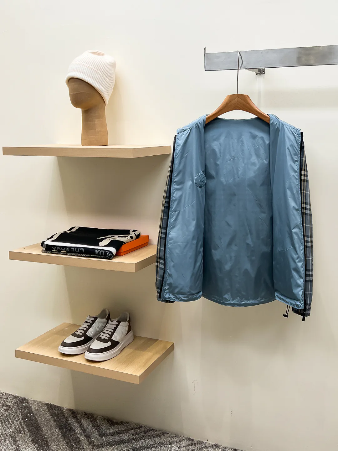 Men's Jackets And Down Jackets BURBERRY 18499072
