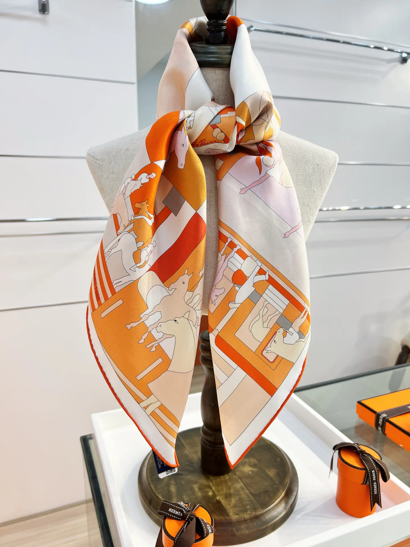 Silk Scarves HERMES 17991762